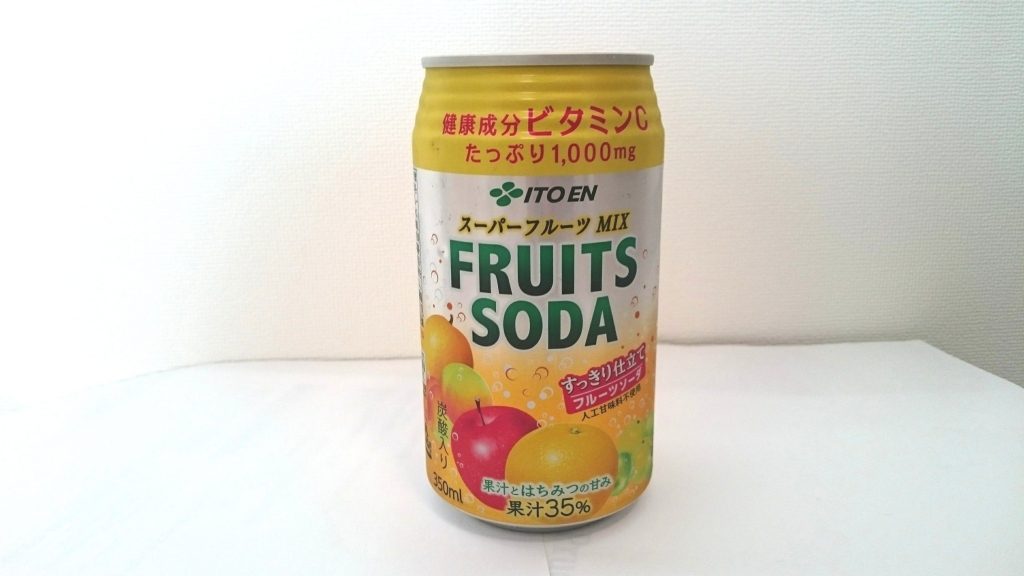 伊藤園「スーパーフルーツMIX フルーツソーダ」の缶。